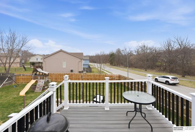 6601 N 117th Circle, Omaha, NE 68164