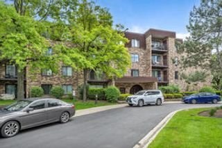 2050 Valencia Drive 305C, Northbrook, IL 60062