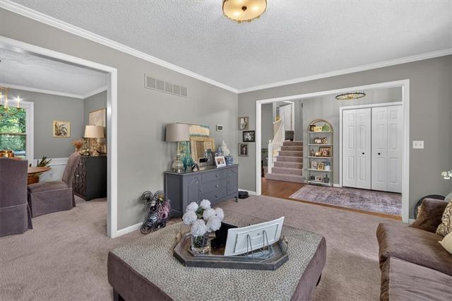 12165 S Alcan Street, Olathe, KS 66062