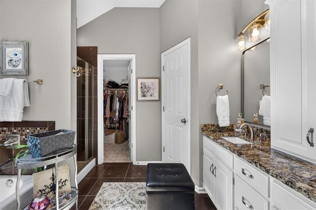 12165 S Alcan Street, Olathe, KS 66062