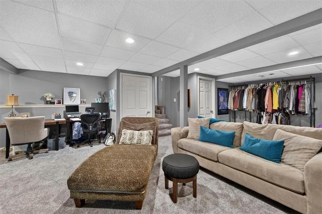 12165 S Alcan Street, Olathe, KS 66062
