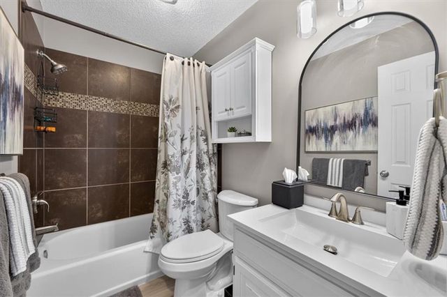 12165 S Alcan Street, Olathe, KS 66062