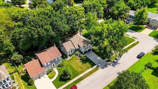12165 S Alcan Street, Olathe, KS 66062
