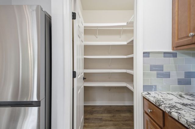 1009 Heathfield Cir, Brentwood, TN 37027