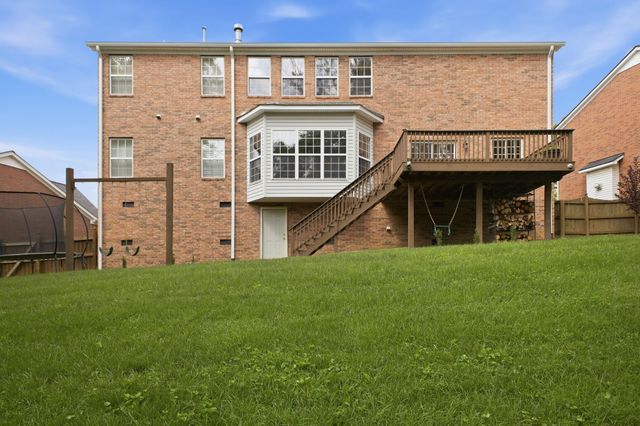 1009 Heathfield Cir, Brentwood, TN 37027
