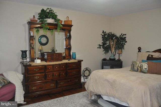 755 CHURCH ST, Millersburg, PA 17061