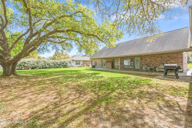 746 Sidney Drive, Breaux Bridge, LA 70517