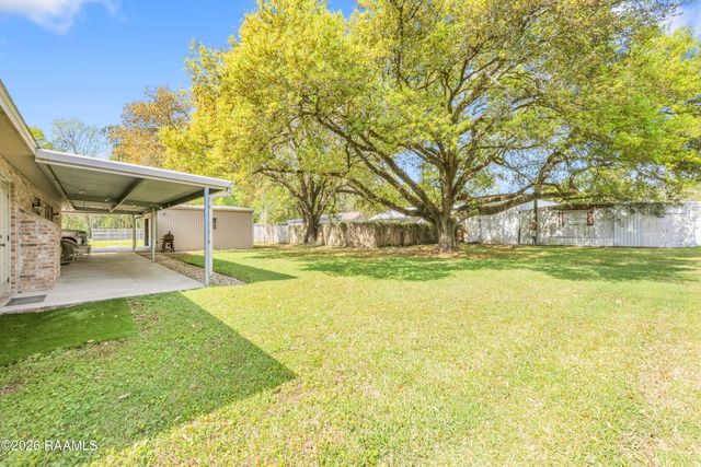 746 Sidney Drive, Breaux Bridge, LA 70517