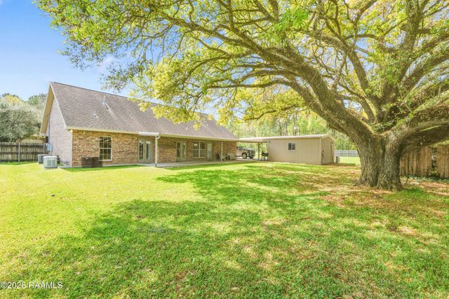 746 Sidney Drive, Breaux Bridge, LA 70517