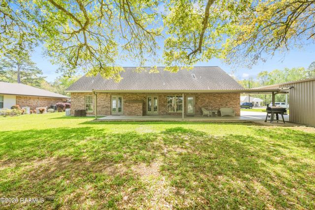 746 Sidney Drive, Breaux Bridge, LA 70517