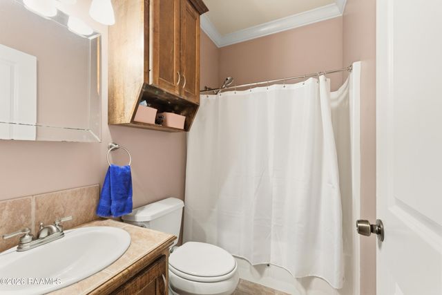 746 Sidney Drive, Breaux Bridge, LA 70517