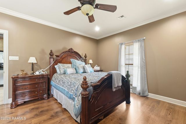 746 Sidney Drive, Breaux Bridge, LA 70517