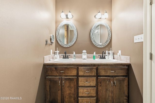 746 Sidney Drive, Breaux Bridge, LA 70517