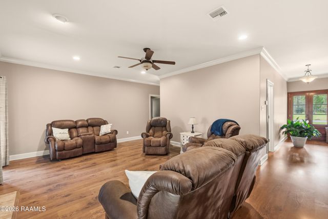 746 Sidney Drive, Breaux Bridge, LA 70517