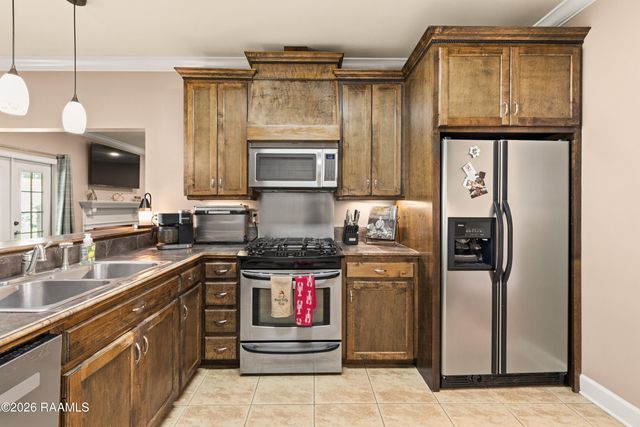 746 Sidney Drive, Breaux Bridge, LA 70517