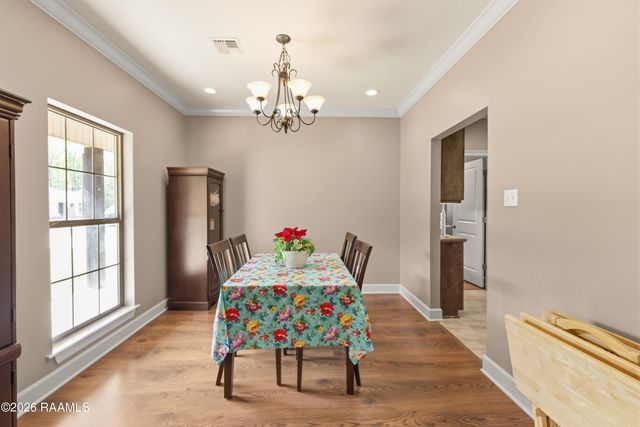 746 Sidney Drive, Breaux Bridge, LA 70517