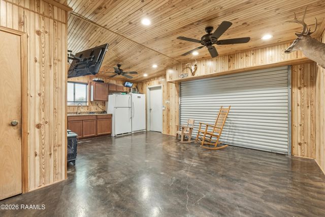 746 Sidney Drive, Breaux Bridge, LA 70517