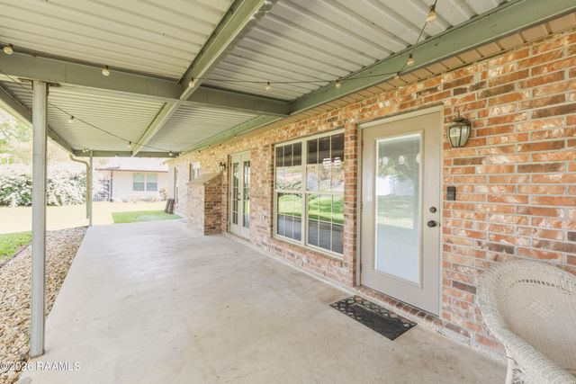 746 Sidney Drive, Breaux Bridge, LA 70517