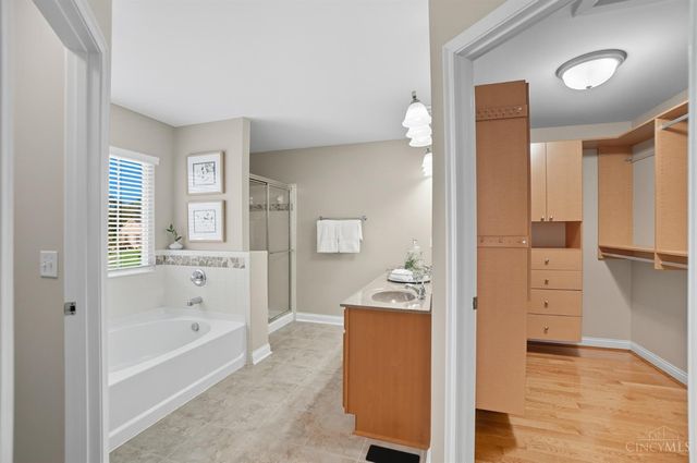 1097 Stone Oak Boulevard, Union Twp, OH 45103