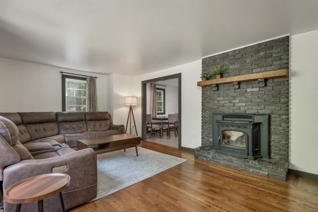 20 Fox Den Road, Hollis, NH 03049