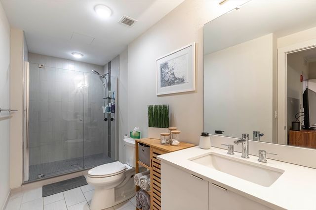 121 Portland St. 803, Boston, MA 02114