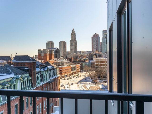 121 Portland St. 803, Boston, MA 02114
