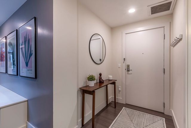 121 Portland St. 803, Boston, MA 02114