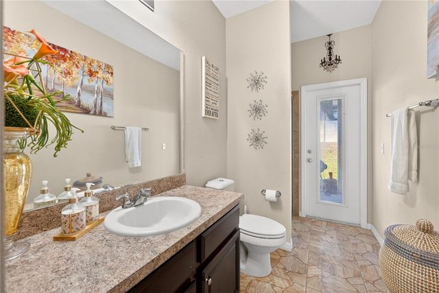 882 COUNTS CREST CIR, Apopka, FL 32712