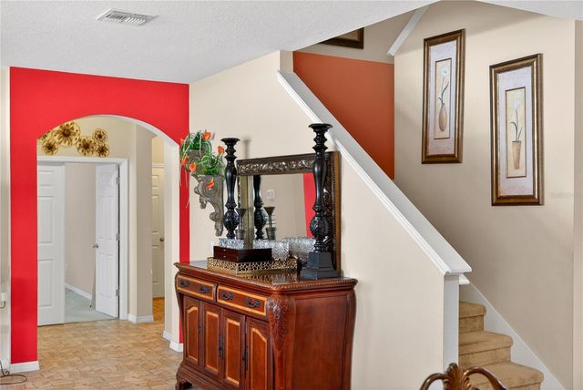 882 COUNTS CREST CIR, Apopka, FL 32712