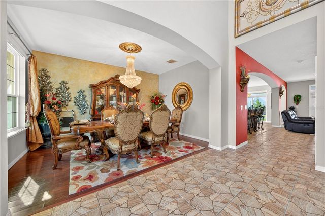 882 COUNTS CREST CIR, Apopka, FL 32712