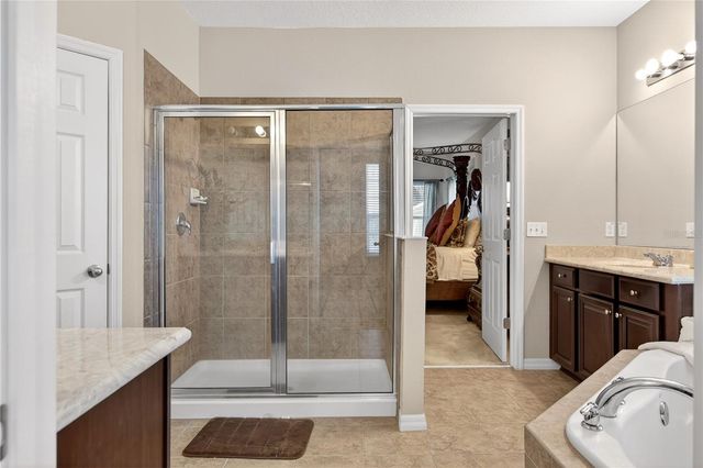 882 COUNTS CREST CIR, Apopka, FL 32712