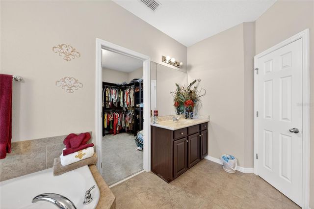 882 COUNTS CREST CIR, Apopka, FL 32712