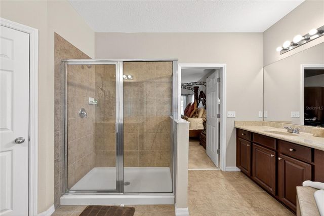 882 COUNTS CREST CIR, Apopka, FL 32712