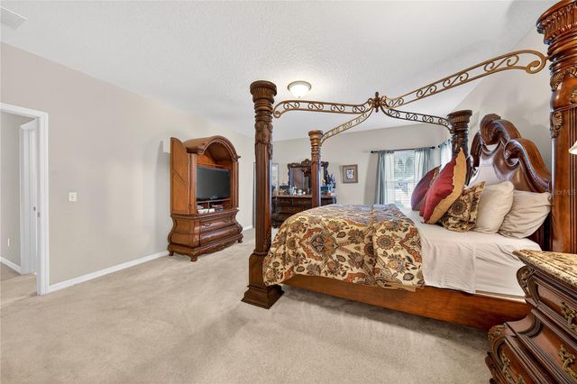 882 COUNTS CREST CIR, Apopka, FL 32712