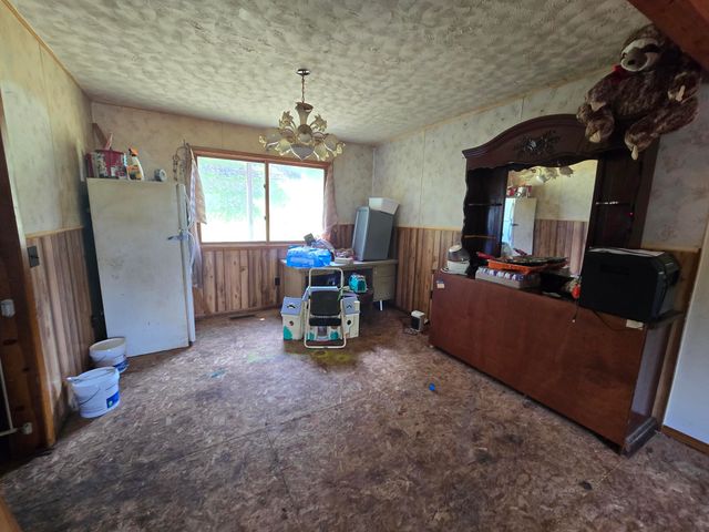 1330 S MT TOM Road, Mio, MI 48647