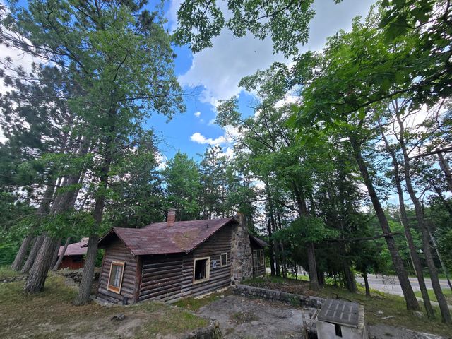 1330 S MT TOM Road, Mio, MI 48647