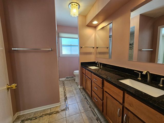 9924 Crawford Avenue, Skokie, IL 60076