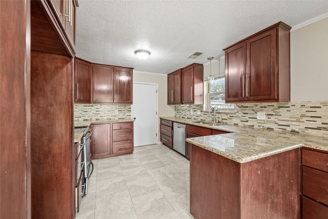 1105 Coker Drive, Flower Mound, TX 75028