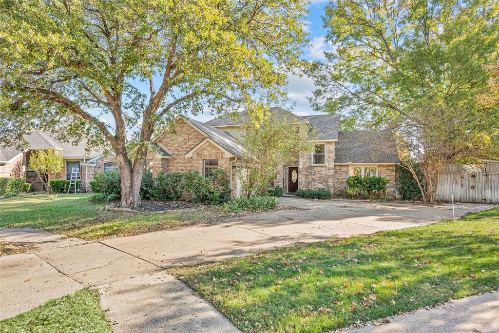 1105 Coker Drive, Flower Mound, TX 75028