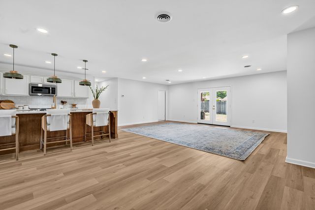 6019 Norfolk Avenue, Lubbock, TX 79413