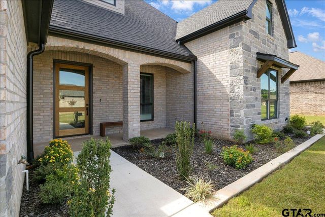 136 Heritage Way, Bullard, TX 75757