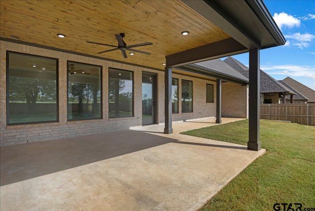 136 Heritage Way, Bullard, TX 75757