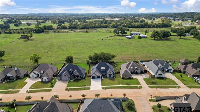 136 Heritage Way, Bullard, TX 75757