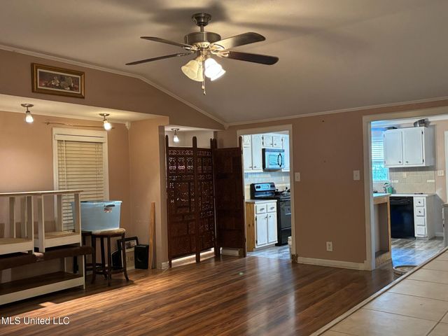 2054 Mole Drive, Bay Saint Louis, MS 39520