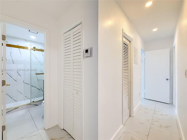 2216 NE 18th Ave, Wilton Manors, FL 33305