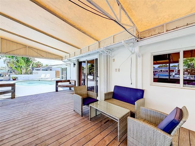 2216 NE 18th Ave, Wilton Manors, FL 33305