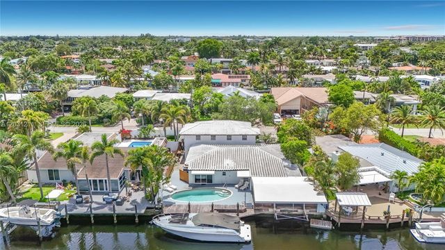 2216 NE 18th Ave, Wilton Manors, FL 33305