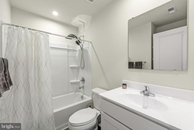 111 DRAWBRIDGE AVE, Pottstown, PA 19464