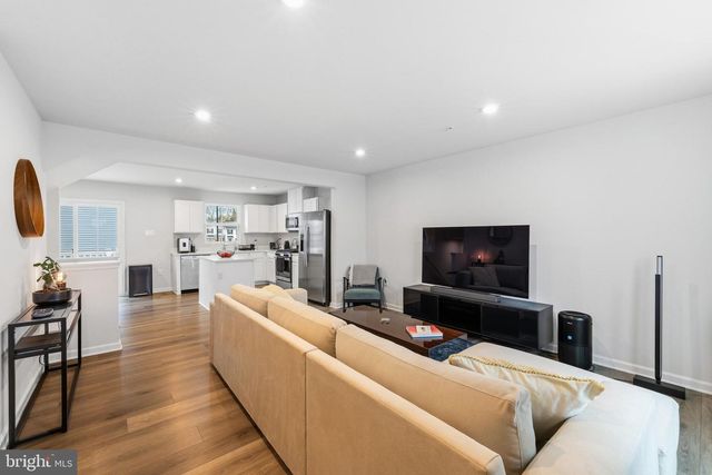 111 DRAWBRIDGE AVE, Pottstown, PA 19464