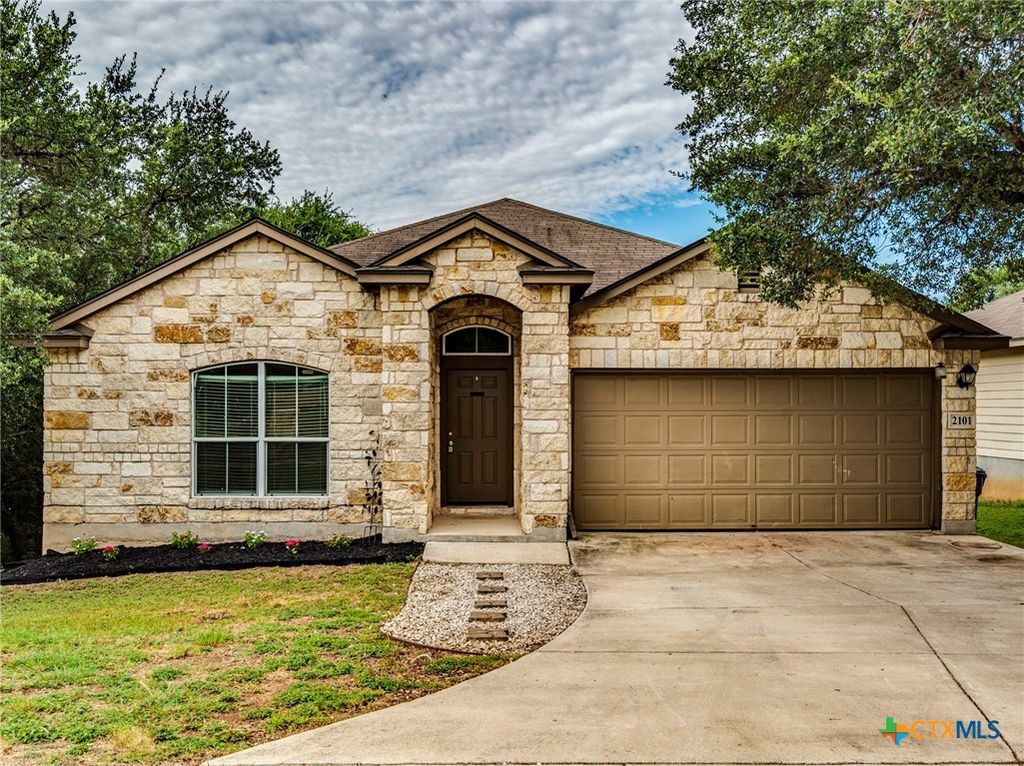 2101 Meadow View Drive, San Marcos, TX 78666